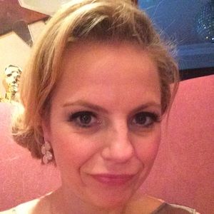 Meet your Posher, Suzanne